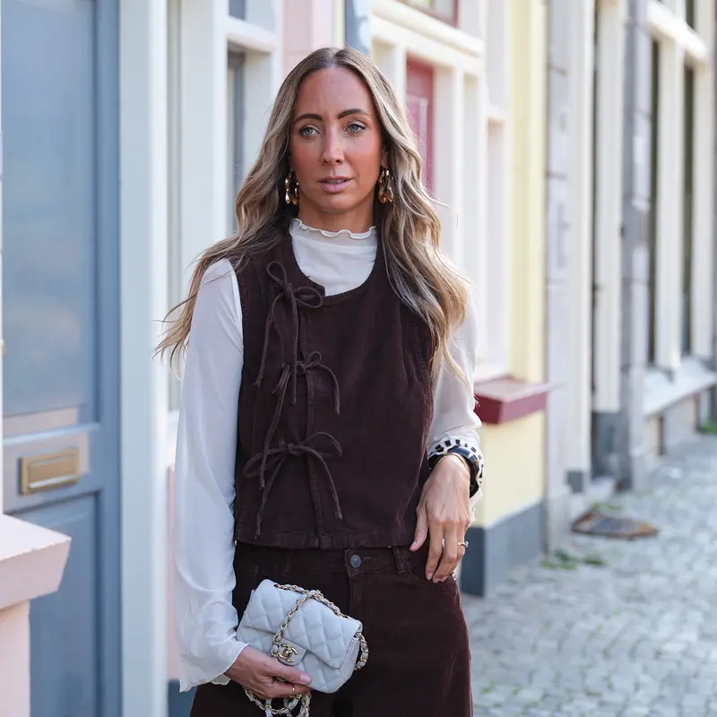Aia slanted ice tie curduroy vest ganache