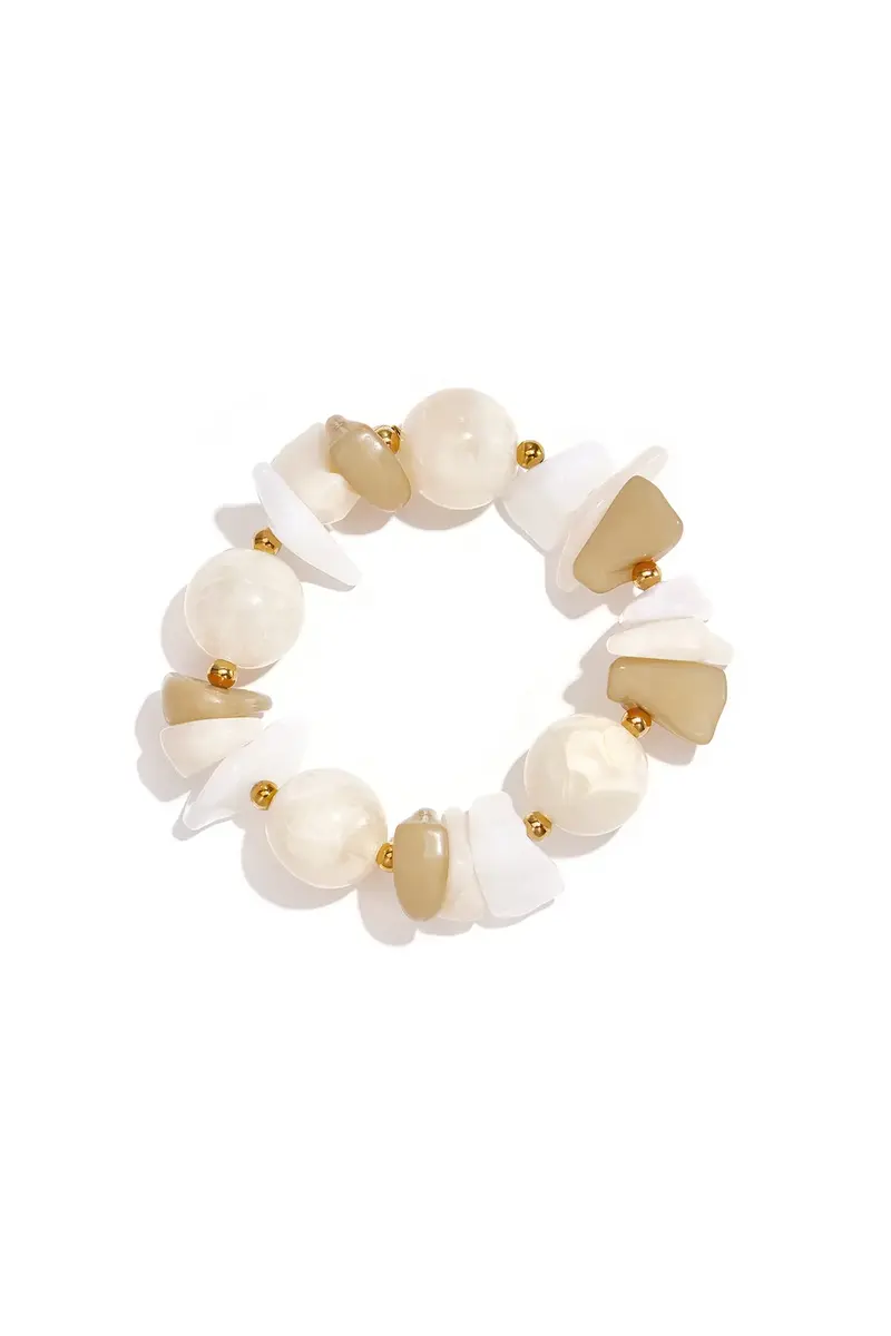 Armband met beige kralen
