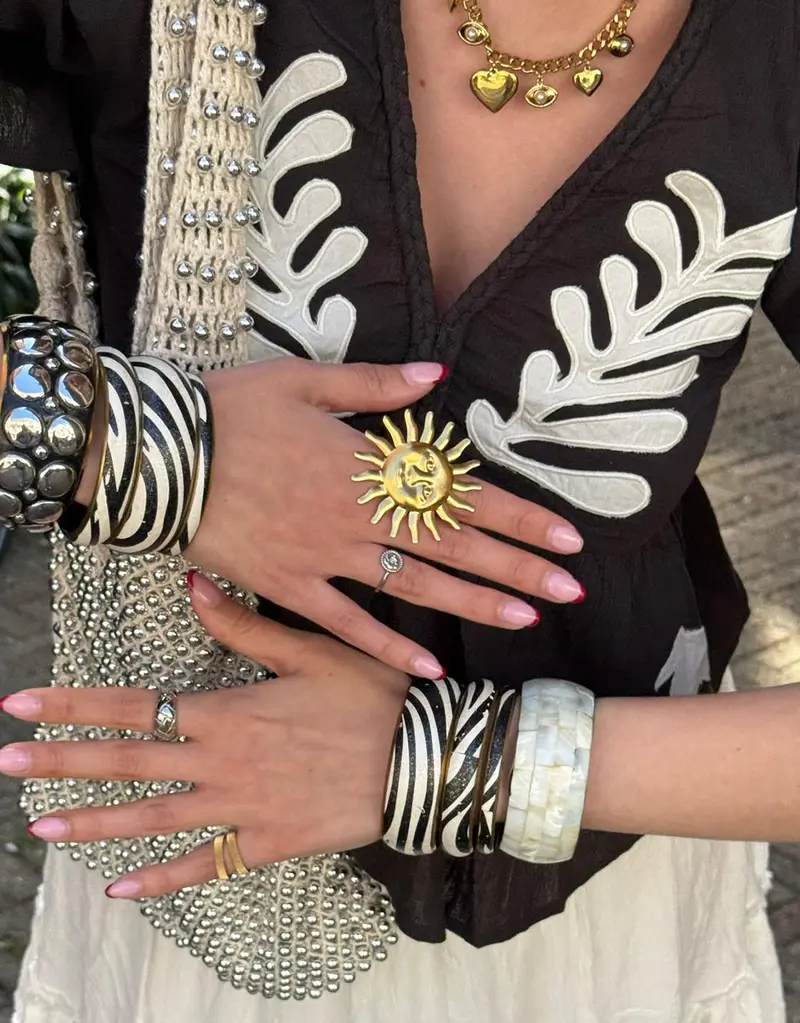 Artisanal pearl bangle bracelet