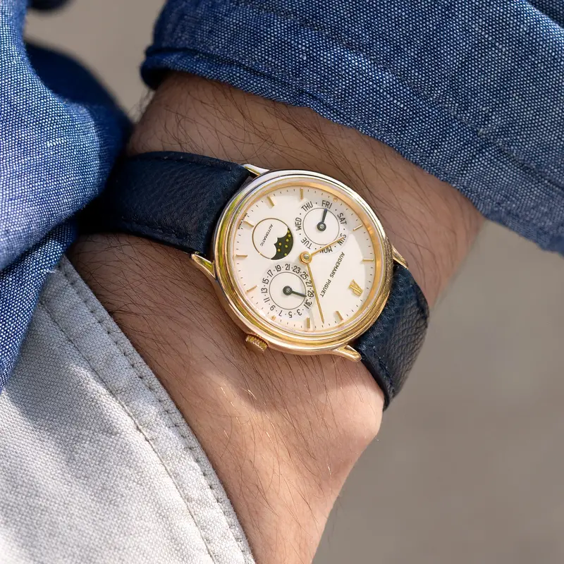 Audemars Piguet Day-Date Moonphase ref. 25589OR in 18k Rose Gold Porcelain Cream Dial with original warranty Paper