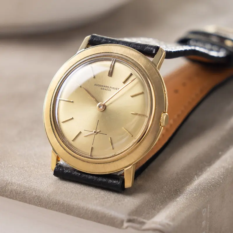 Audemars Piguet Disco Volante Ultra-thin Dress Watch in 18k Yellow Gold Champagne Dial