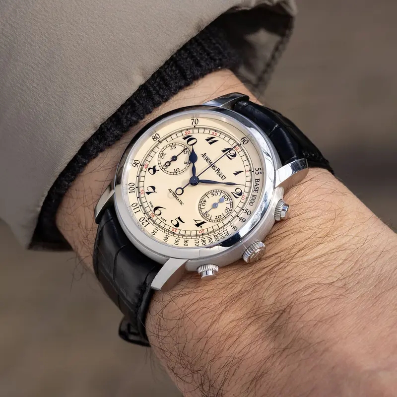 Audemars Piguet Jules Audemars Chronograph in 18k White Gold Cream Dial with Original Warranty and Register Booklet ref. 26100BC