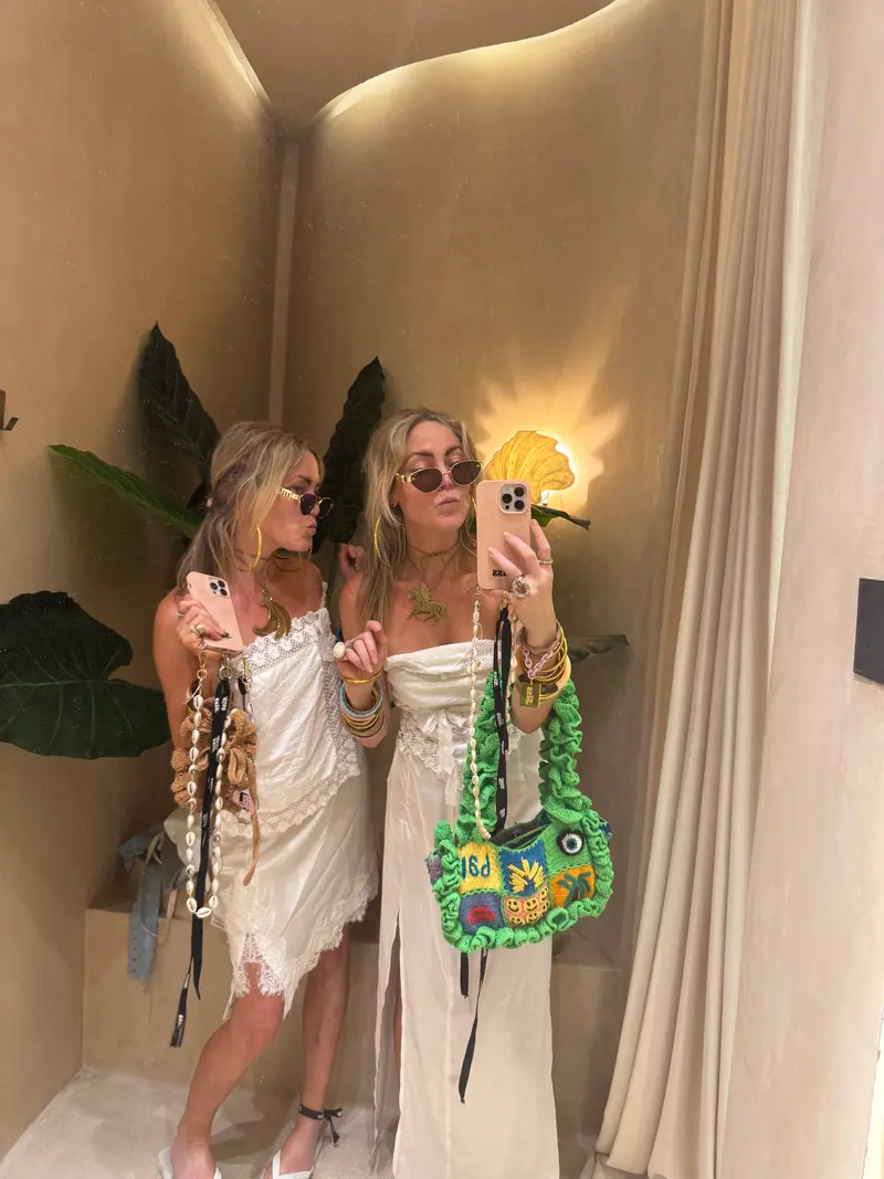 Bali Banana crochet ruffle bag