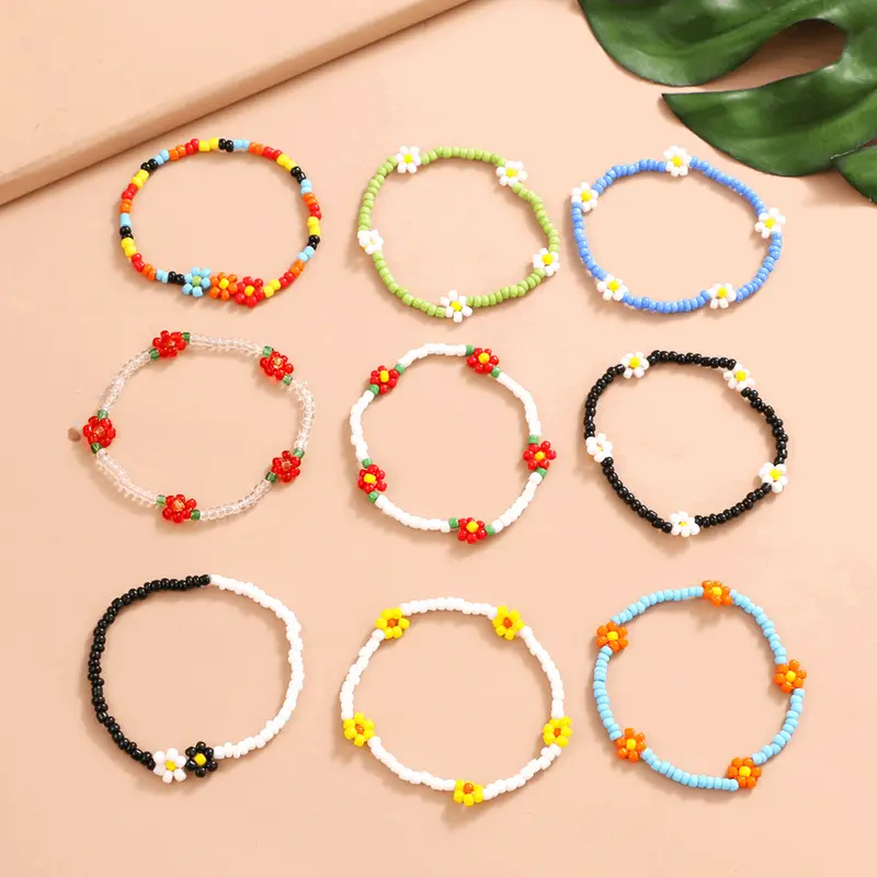 Beaded Daisy Bracelets (9 Colours)