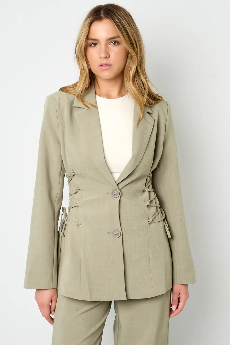 Blazer met aan de zijkanten mooie details | Groen