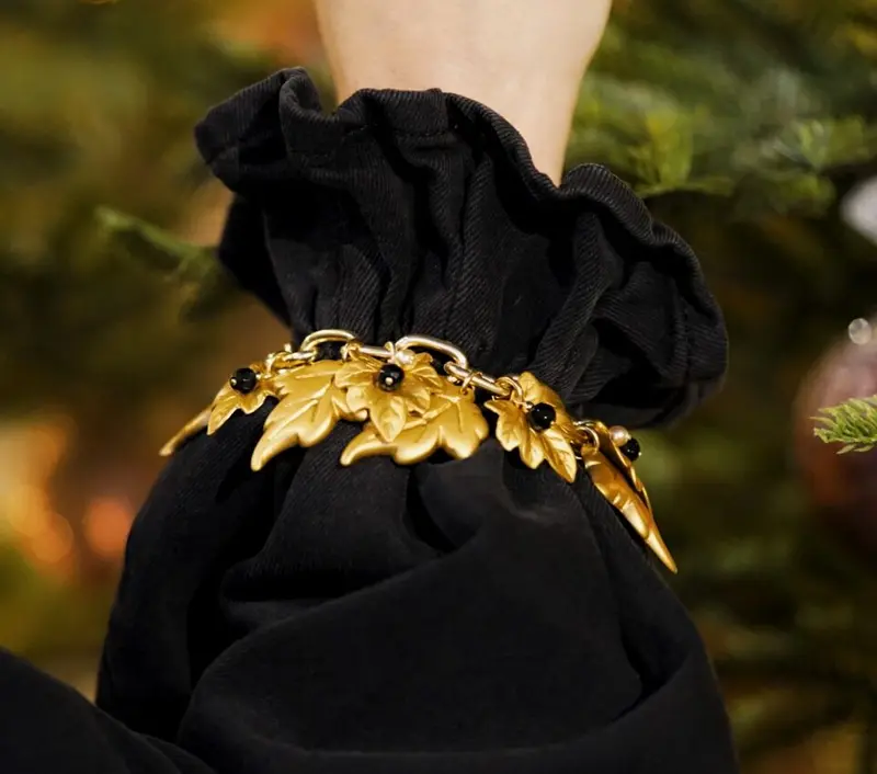 Camps & Camps Armband Festive fluttering leaf