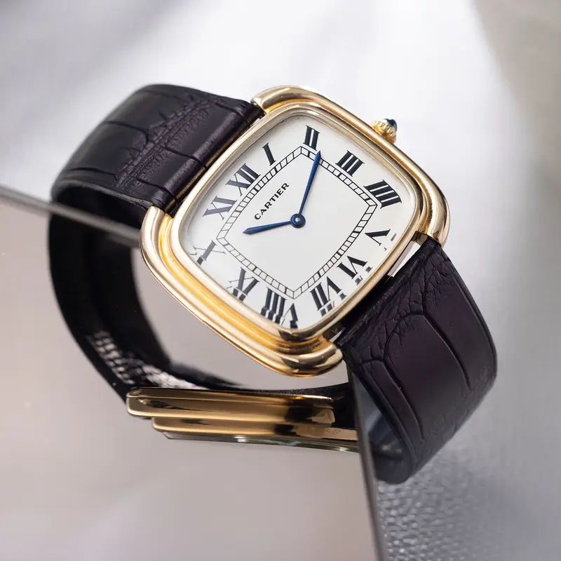 Cartier Gondole Horizontale Jumbo in 18 Karat Gelbgold