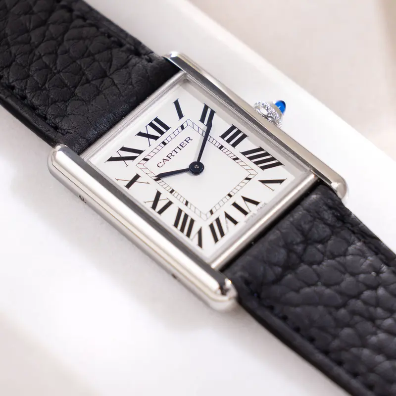 Cartier Tank Großes Modell mit Box und Papieren "Wie NEU" Referenz WSTA0041