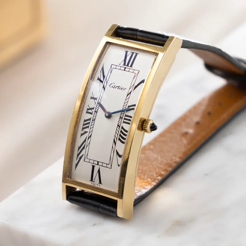 Cartier Tank Rectangulaire Cintrée "New York" Ref 21612