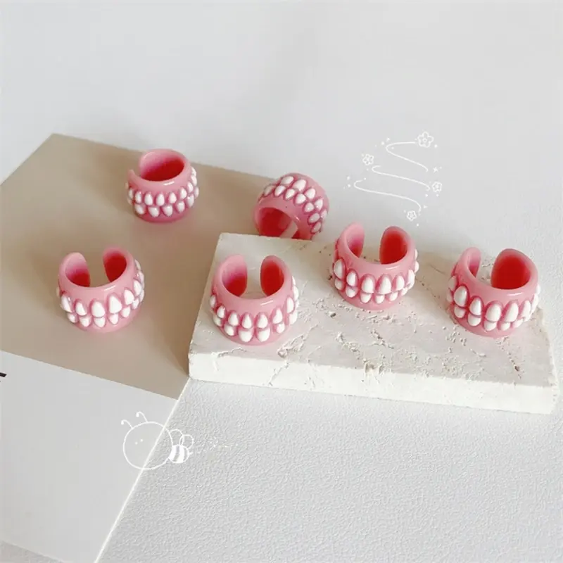 Chompy Jaws Ring