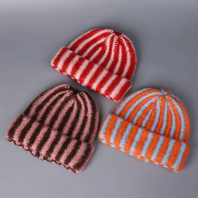 Contrast Stripe Beanie Hat