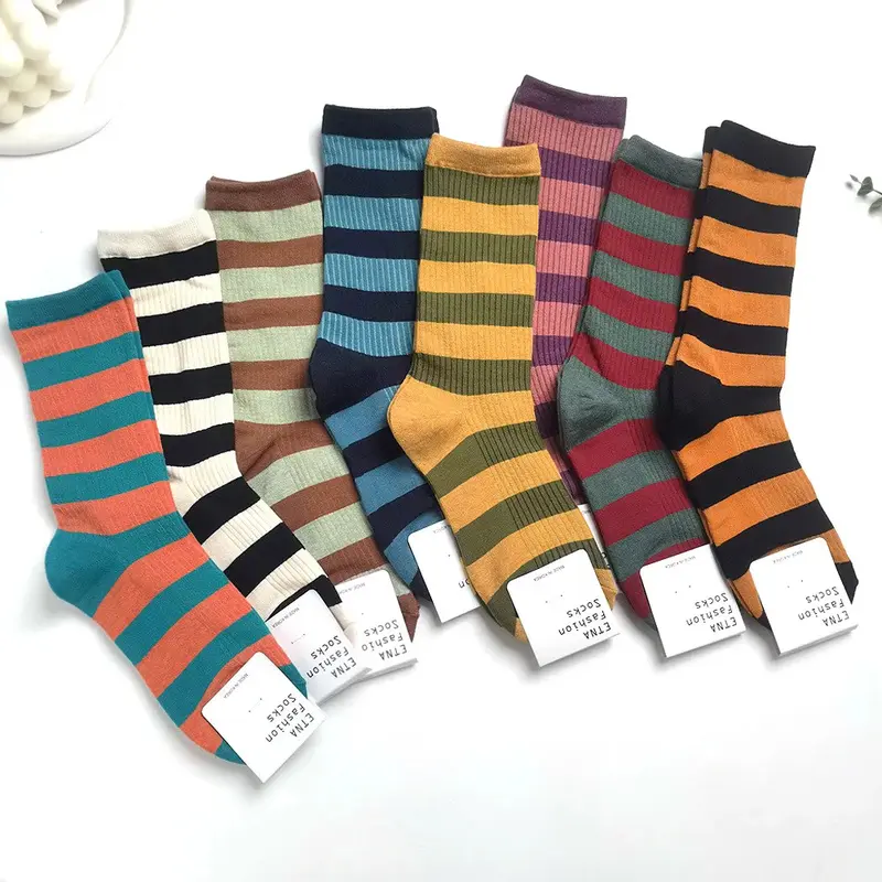 Contrast Stripe Cheerful Crew Socks