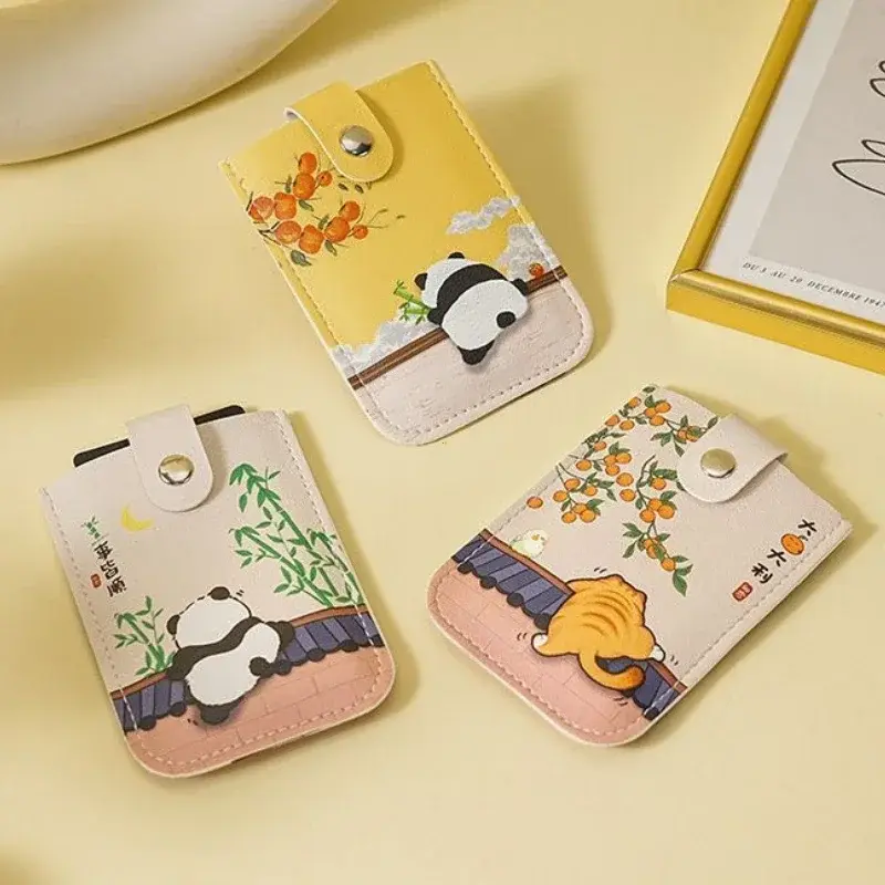 Cutie Animal Pass Case