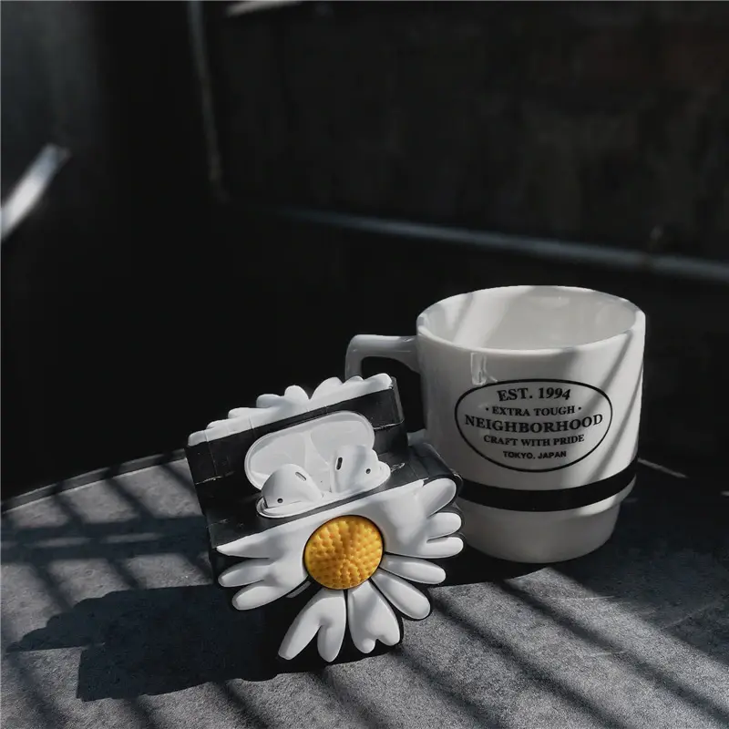 Daisy Airpod Case Cover