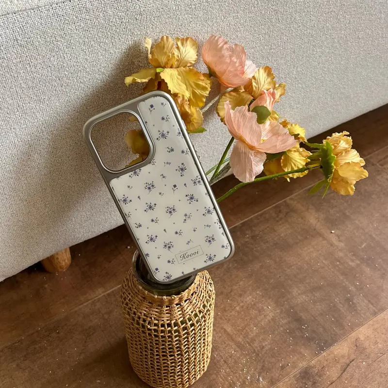 Ditzy Floral Print iPhone Case
