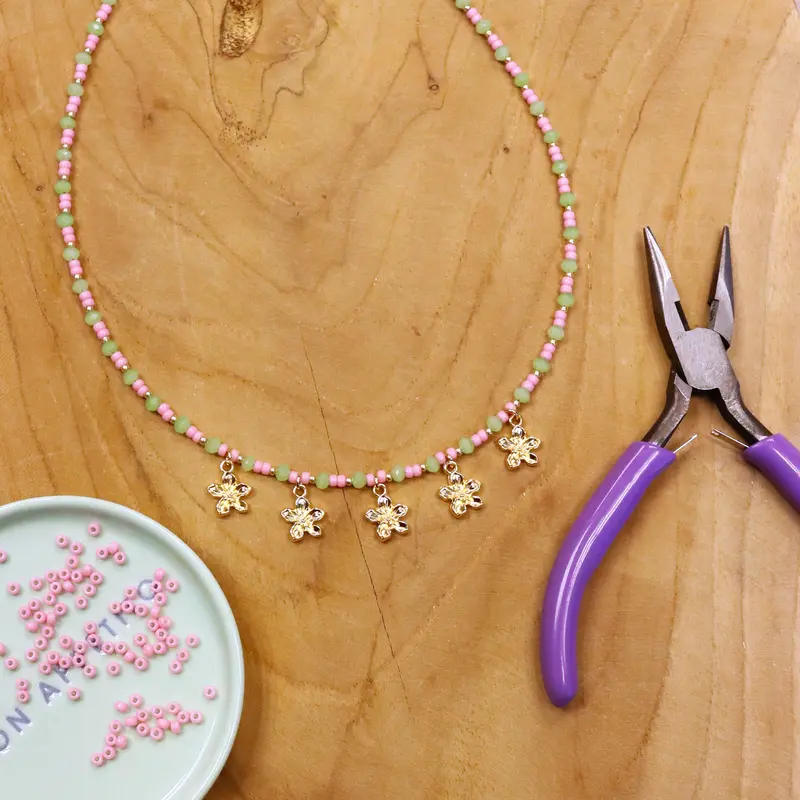 DIY pakket - groen/roze bloemenketting