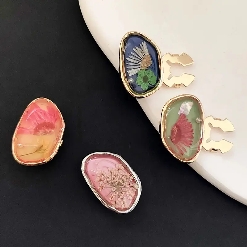 Dried Flower Button Studs Cover Set (2 pcs)