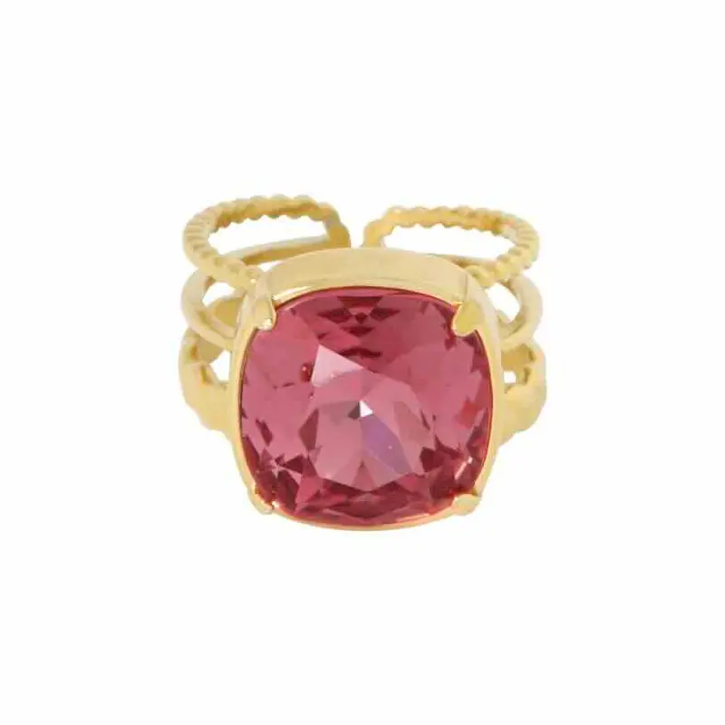 Ellen Beekmans ring met vierkante steen roze