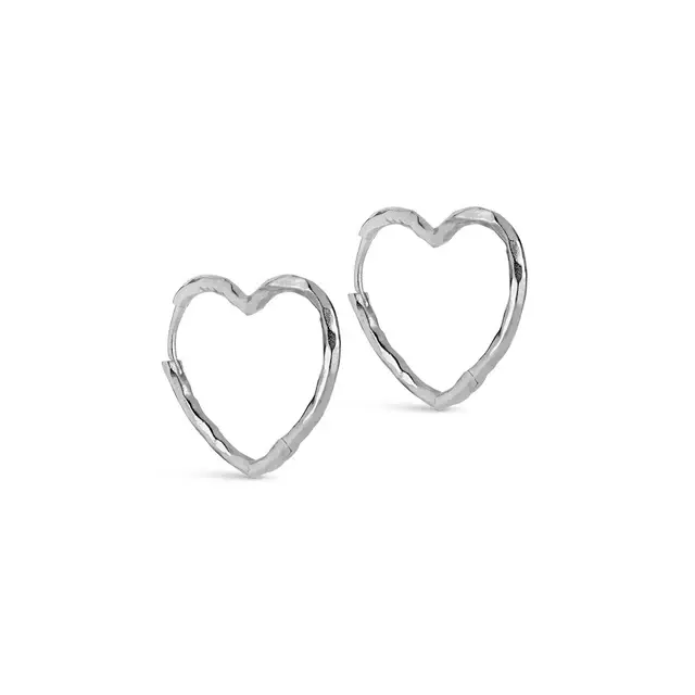 Enamel hoops organic heart medium silver