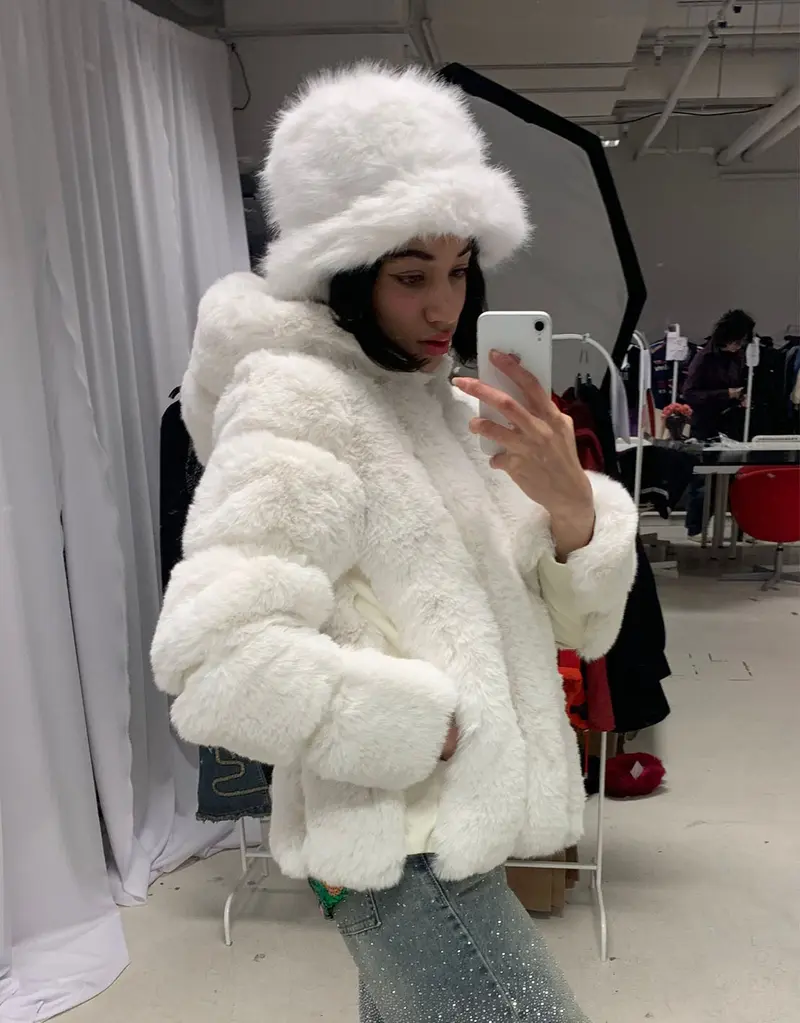 Faux fur fluffy bucket hat