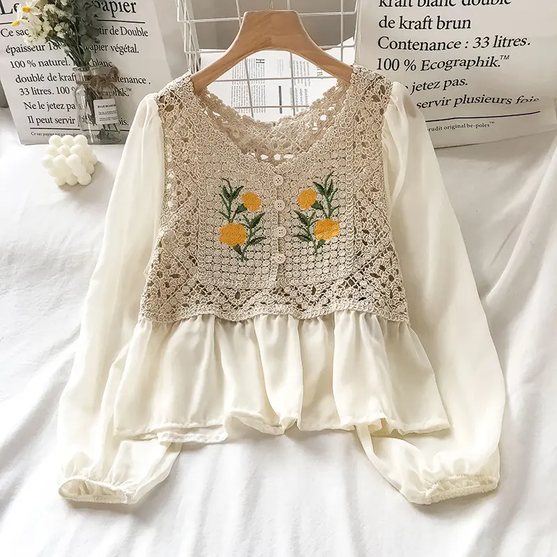 Floral Embroidery Peasant Blouse (2 Colours)