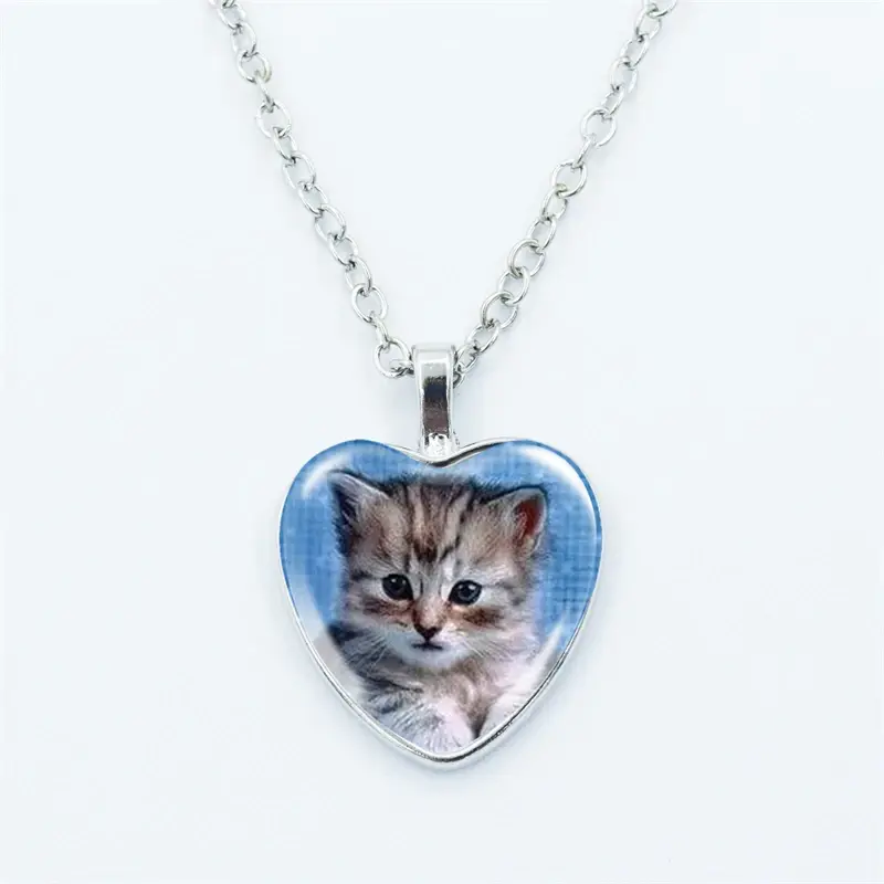 Heart Shaped Kitschy Kitty Cat Pendant Necklace