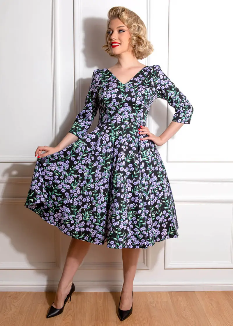 Hearts & Roses Aoife Floral 50s Swing Dress Black