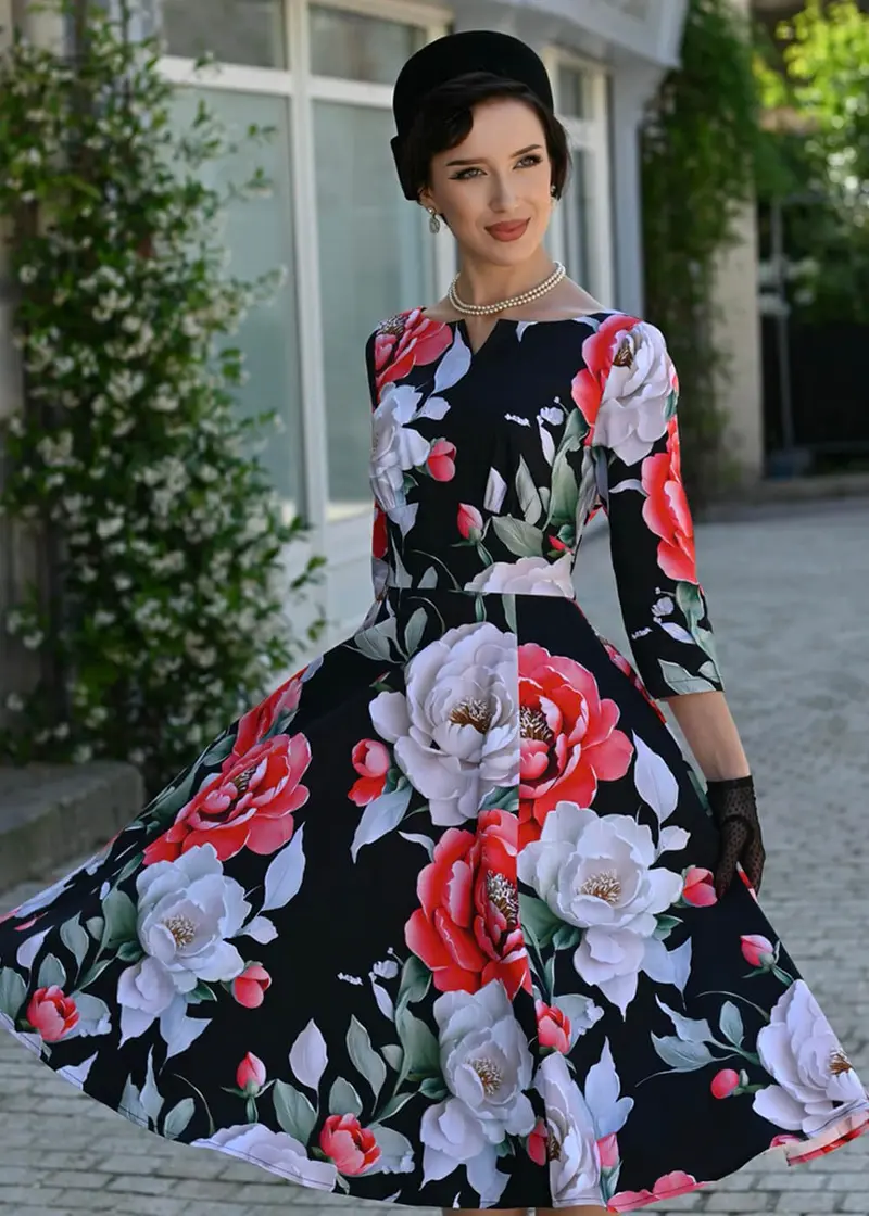 Hearts & Roses Destiny Floral 50's Swing Dress Black