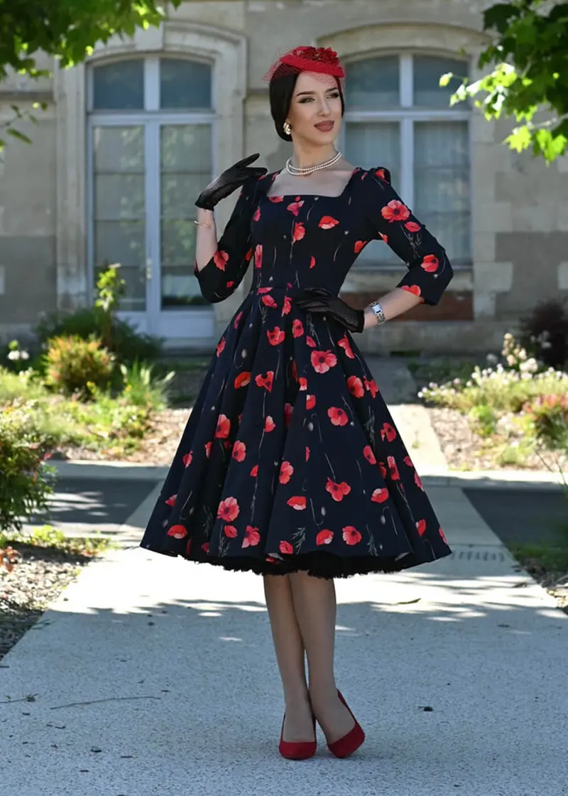Hearts & Roses Rain Poppy Roses 50's Swing Dress