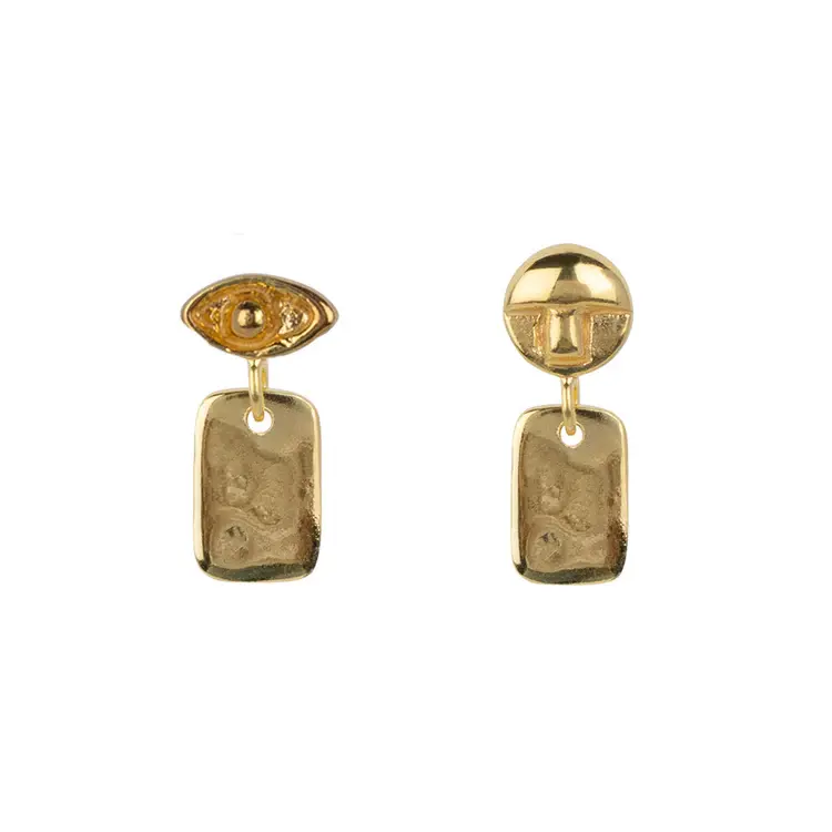 Heas plus eye hammered rectangle stud earring E2481