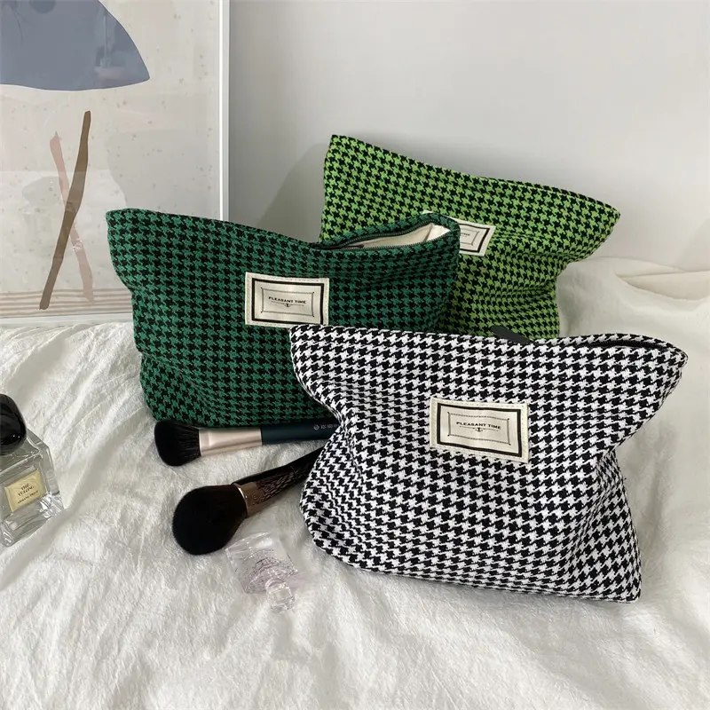 Houndstooth Pattern Zipper Pouch (3 Colours)