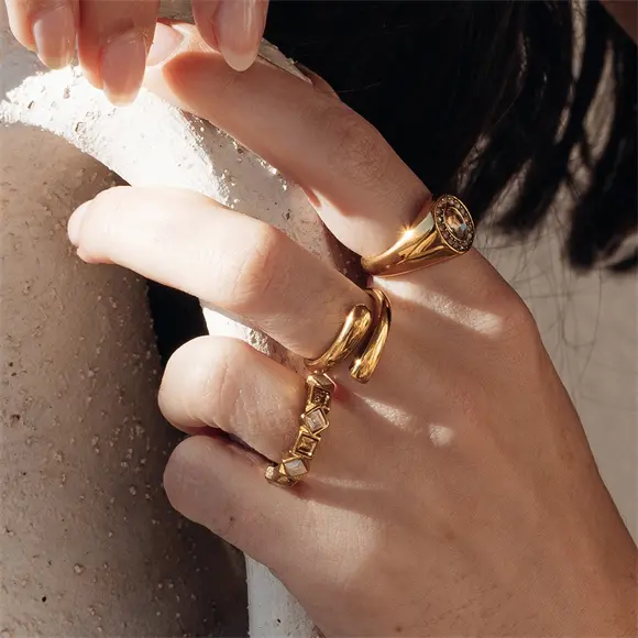 iXXXi Fame Ring Sierra