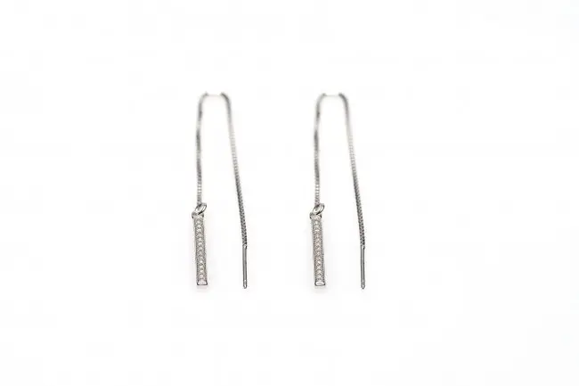 Karma-pull-through-oorbel-m1806-zirkone-bar-zilver