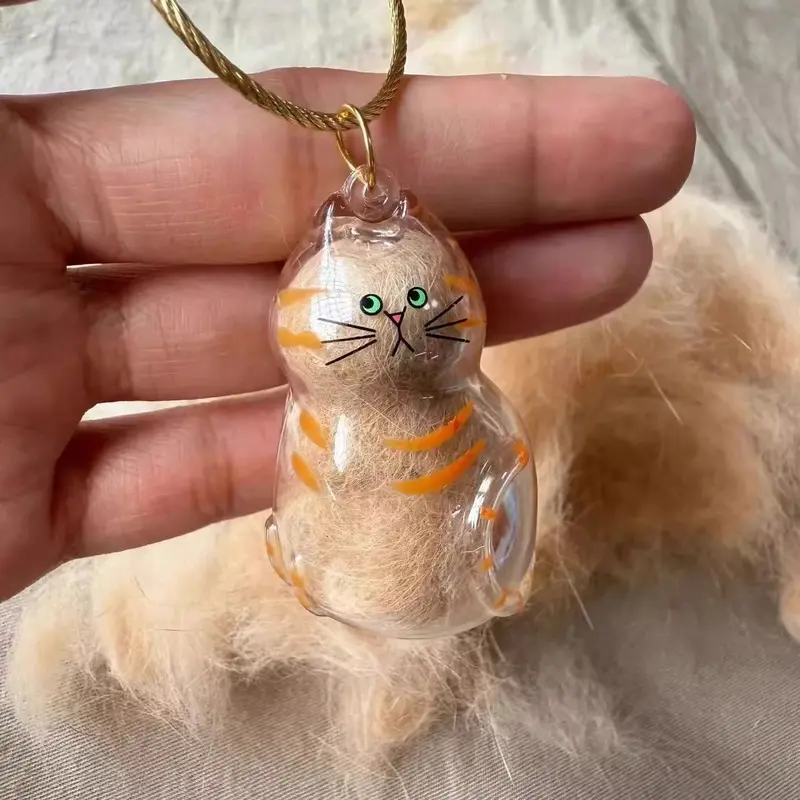 Kitty Cat Fur Keeper Keychain