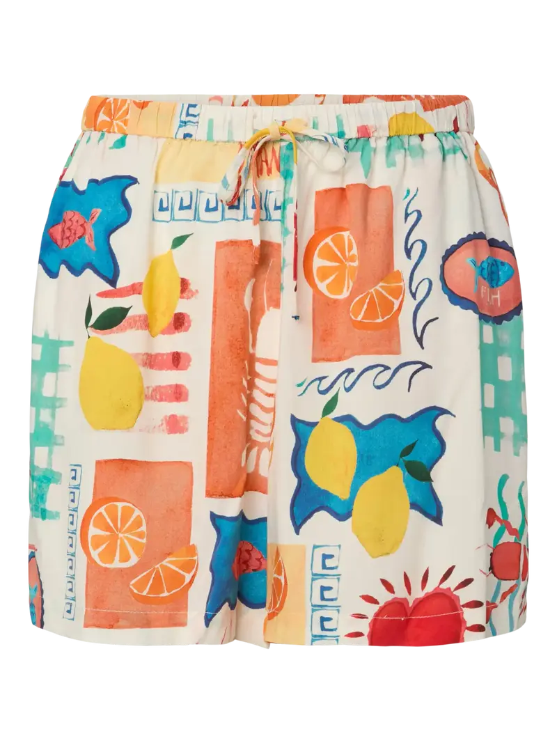 Klarisa shorts eggnog