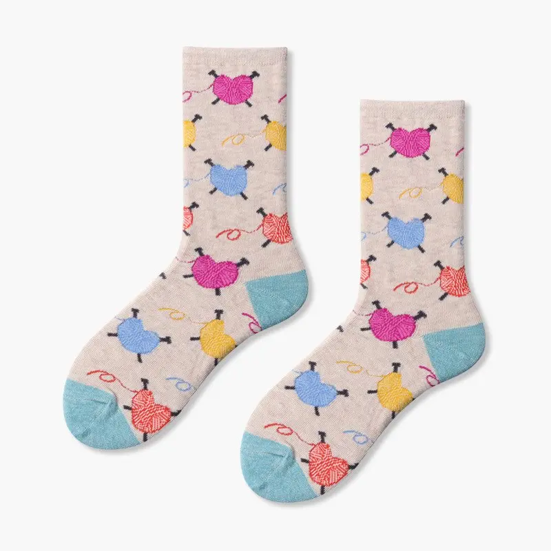 Knitted Heart Pattern Crew Socks (2 Colours)