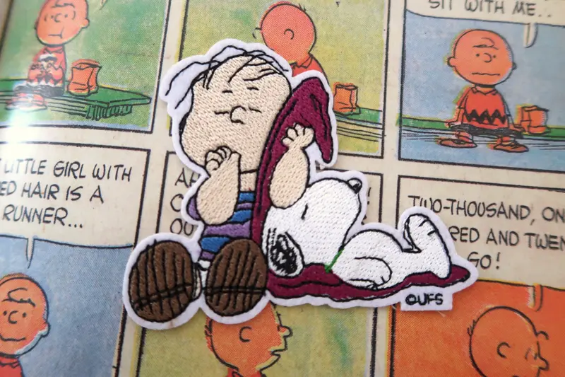 Linus van Pelt Snoopy Peanuts comic embroidered patch/appliqué