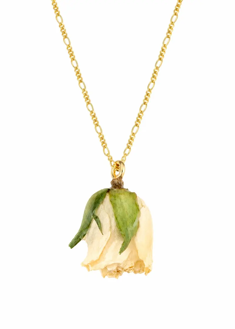 MadamLili Rose Necklace Cream White