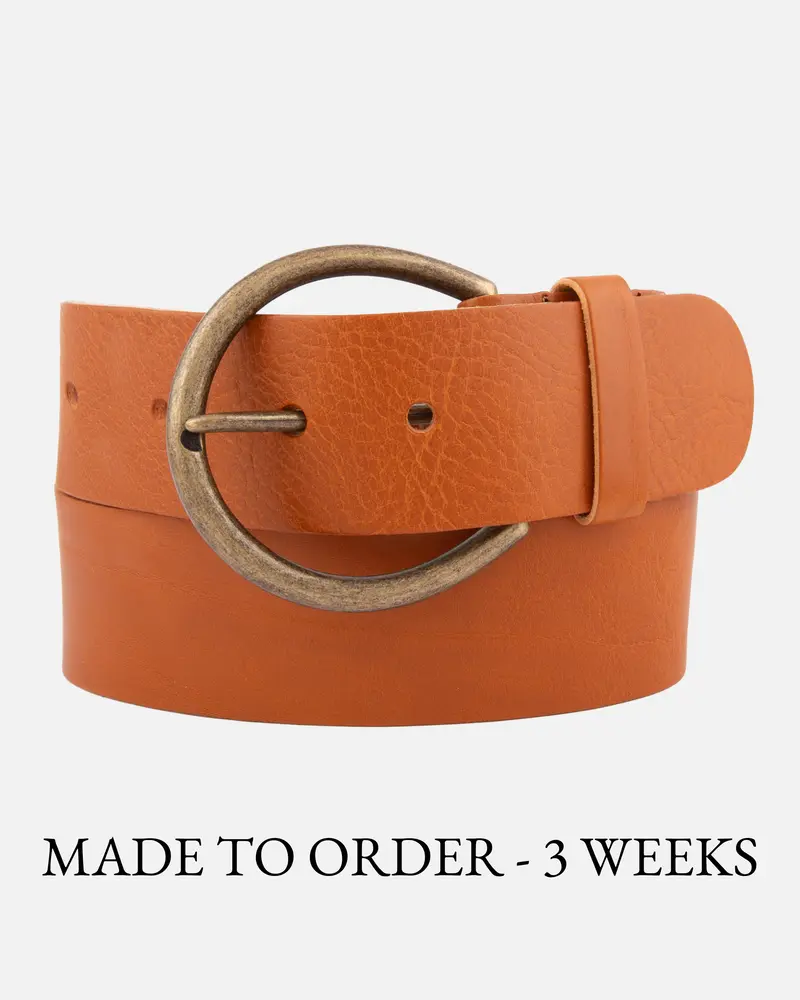 MADE TO ORDER Elva │ Brede Leren Riem met Ronde Messing Ringen