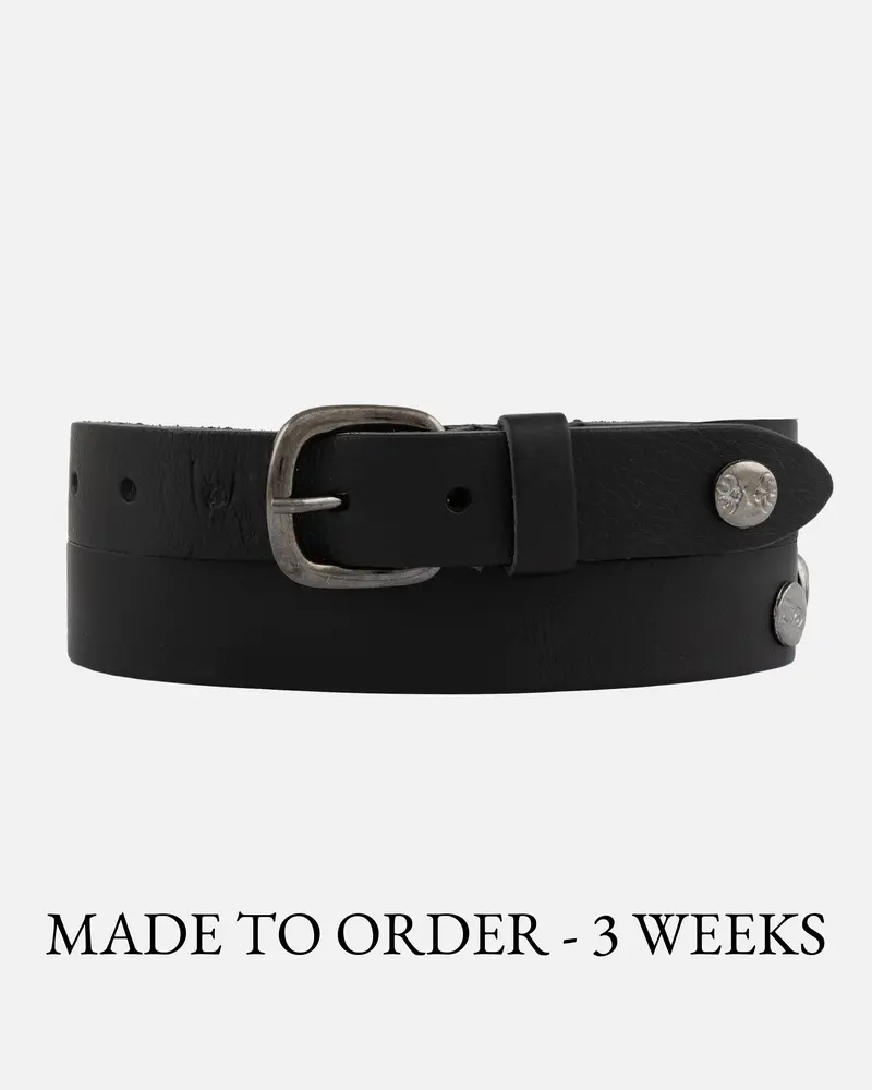 MADE TO ORDER Lyn │ Klassieke Leren Riem met Antiekzilveren Studs