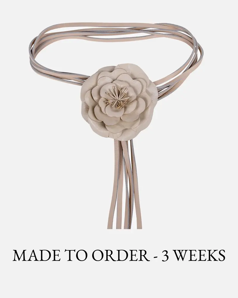 MADE TO ORDER Rosa│Lederen Strikriem met Bloem