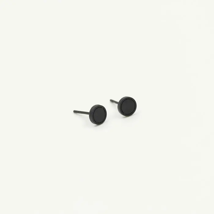 Michelle Bijoux Earstuds plat Zwart (MAAT 6-10MM)