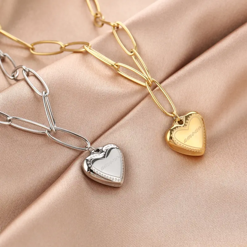Michelle Bijoux Hart ketting amour
