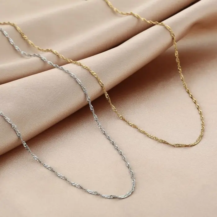 Michelle Bijoux Ketting Gedraaid Dun