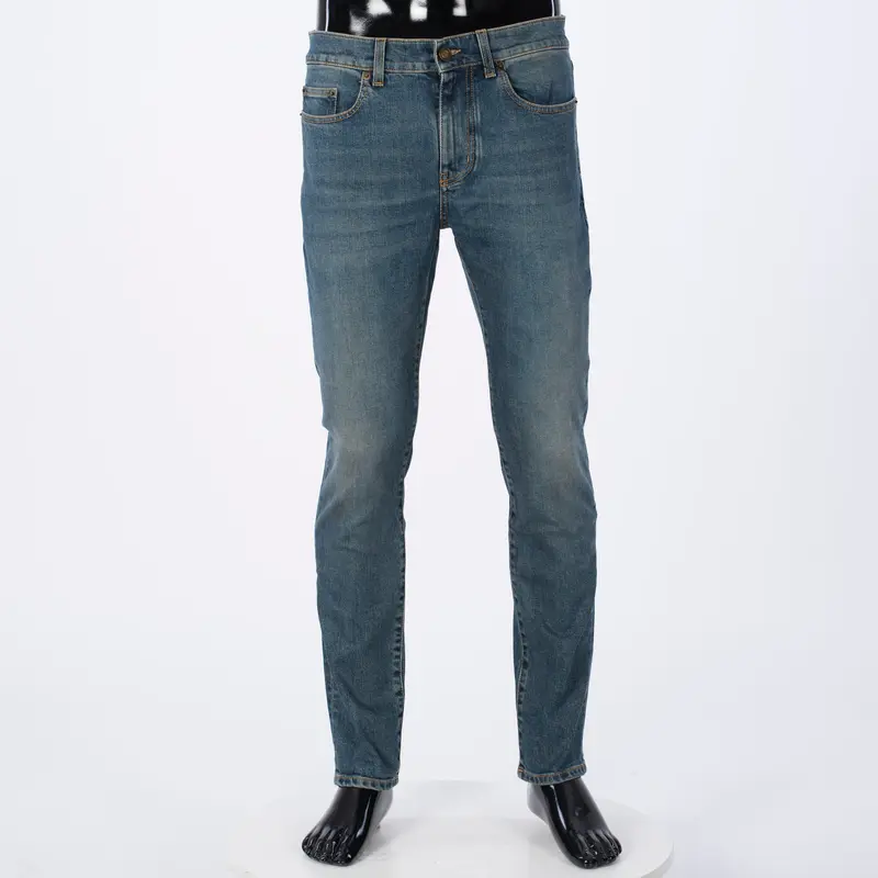 Mid Rise Skinny Jeans In Light 80s Blue Denim