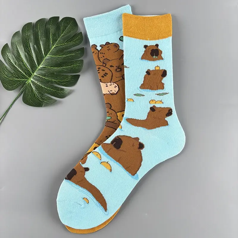 Mismatched Bathing Capybara Crew Socks