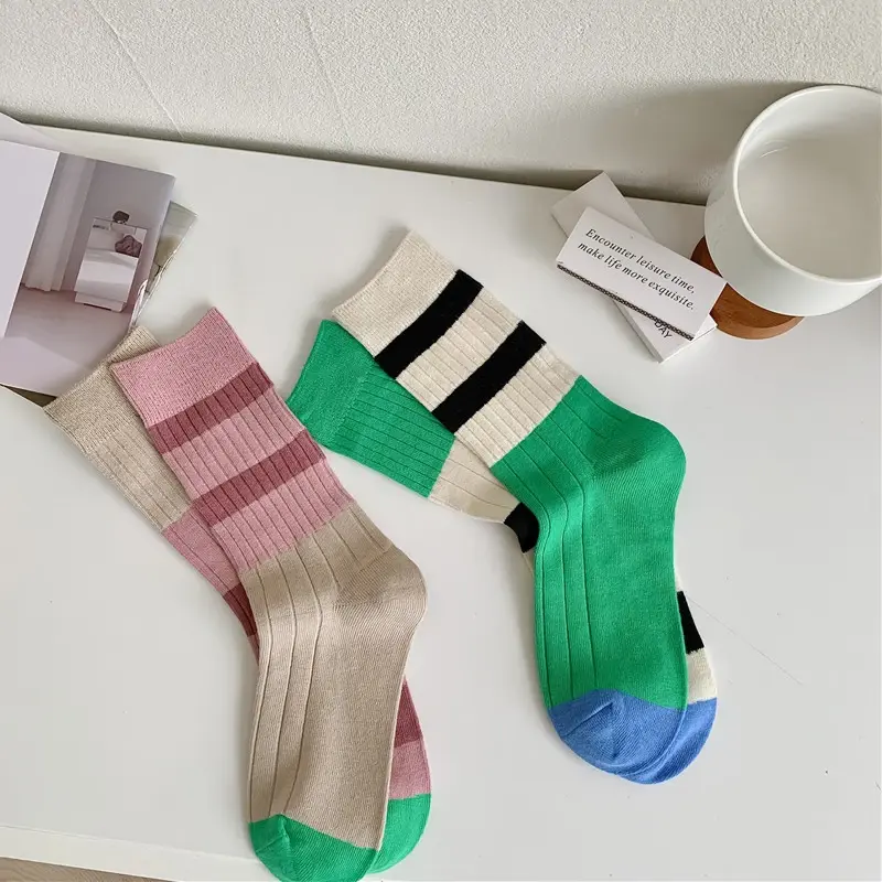 Mismatched Pastel Stripe Crew Socks (2 Designs)
