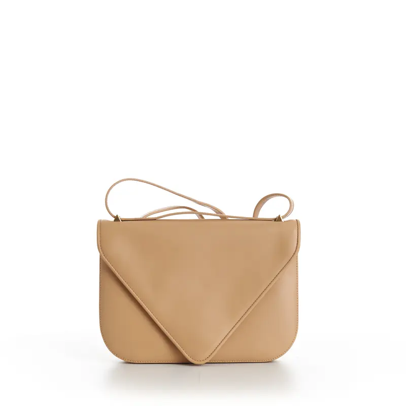 MOUNT Medium Envelope Chain Bag In Almond Leather