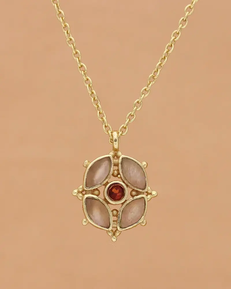 Muja Juma Collier Amaryllis