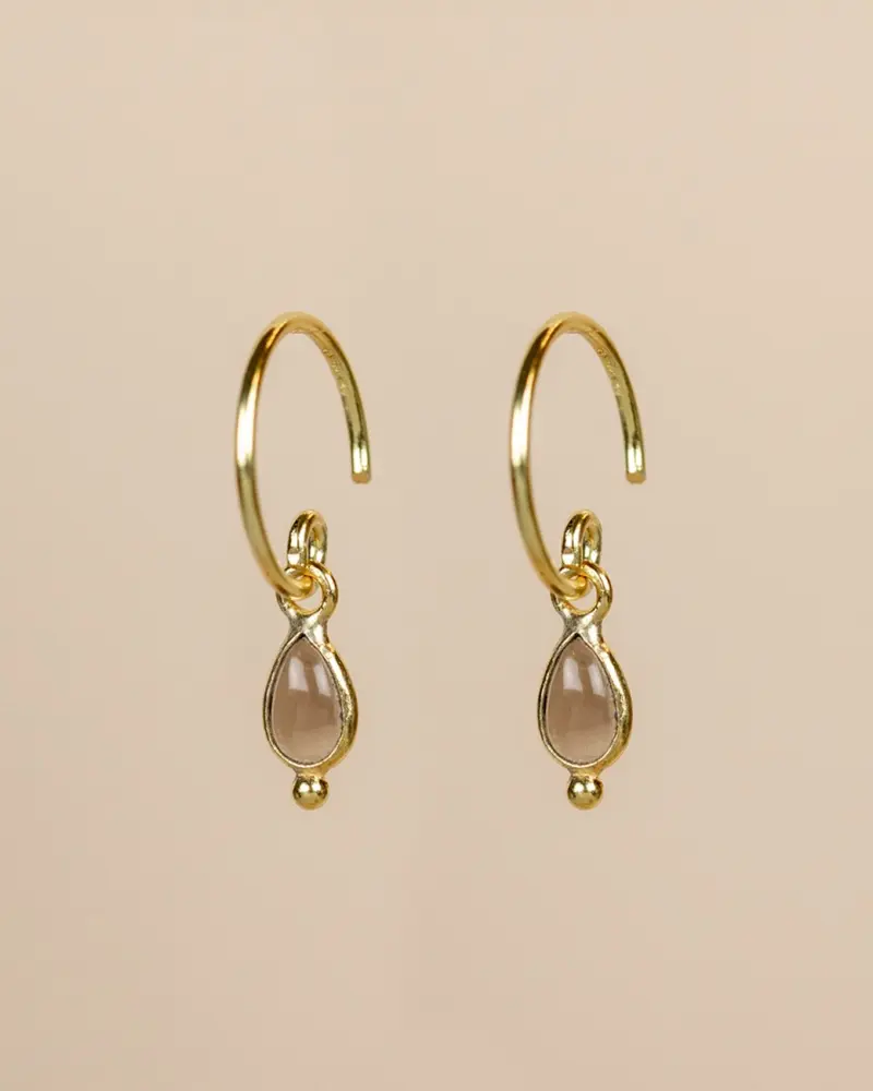Muja Juma Oorhangers Baeus smokey quartz 3x5mm drop